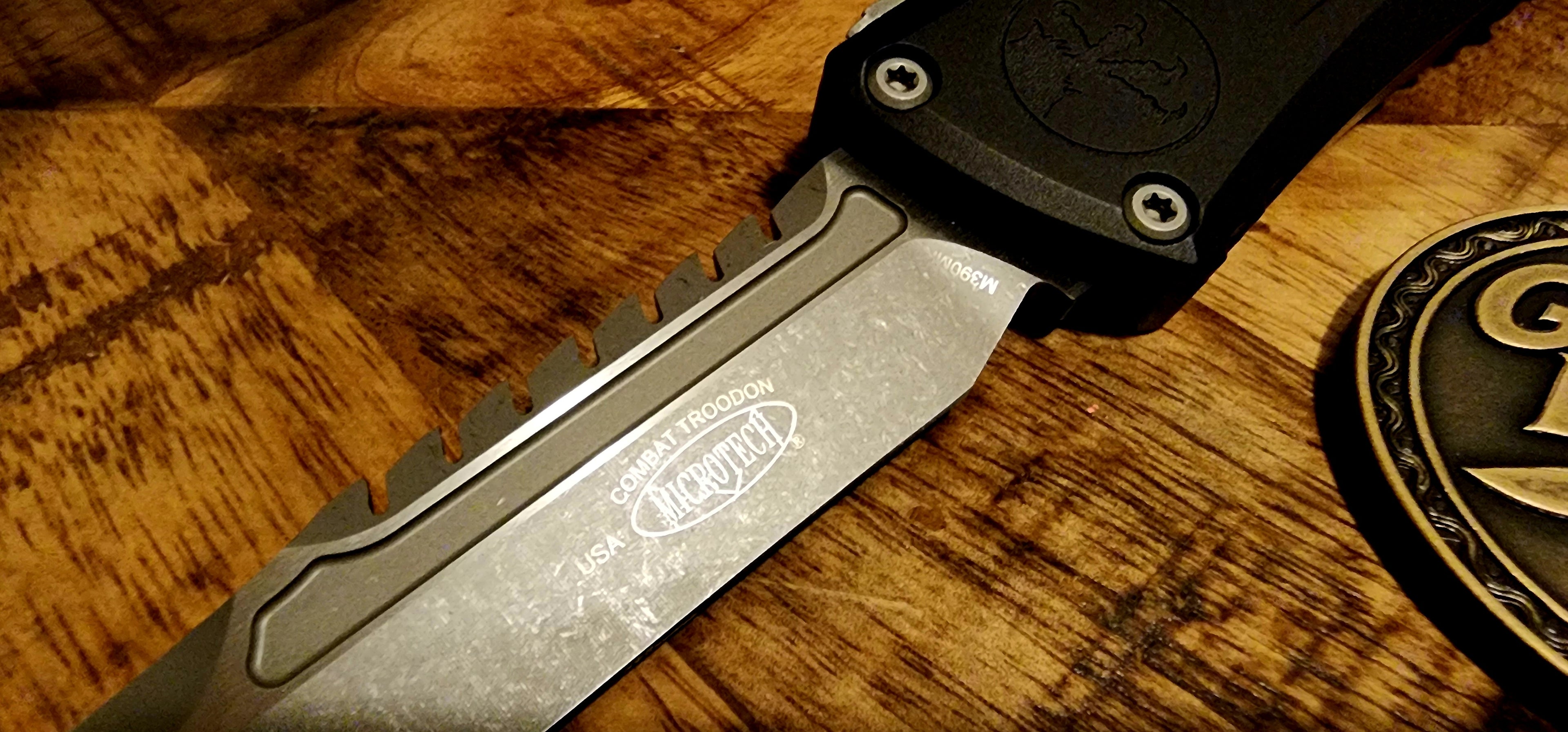 MICROTECH COMBAT TROODON GEN III APOCALYPTIC STANDARD BLACK SIGNATURE SERIES (1217-10APS) - PRE-OWNED - Factory Condition