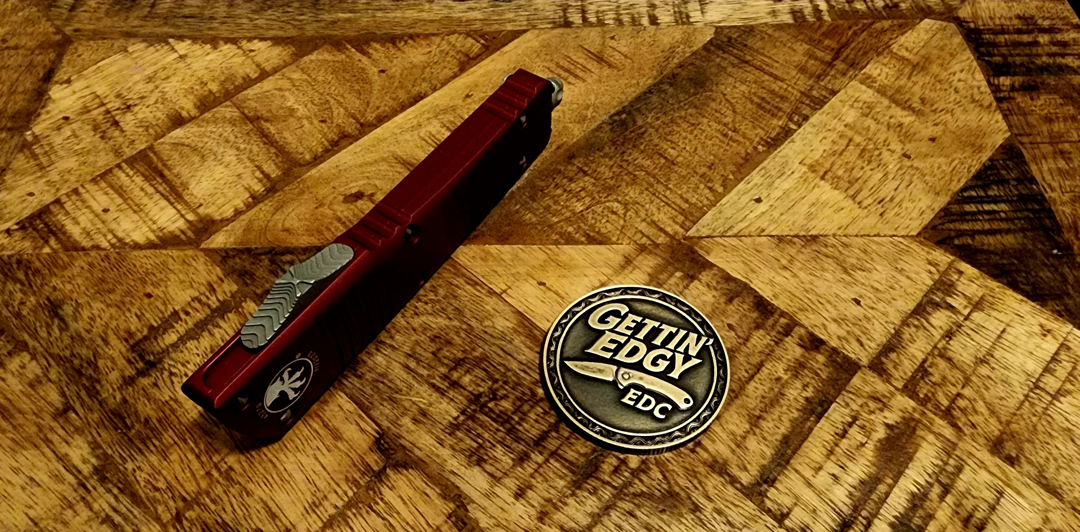 Microtech Combat Troodon D/E Gen II Merlot Apocalyptic Standard OTF 142-10APMR - Pre-Owned