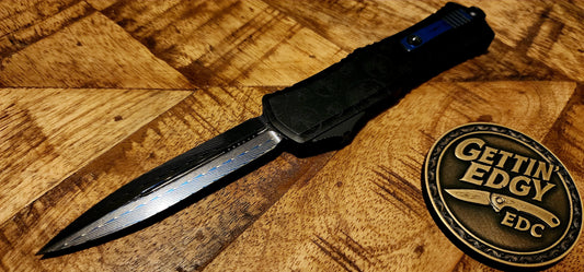 Microtech Hera II Mini Signature Series Vegas Forge “Blued Herringbone” Damascus D/E, “Claw Burst”, Blue Titanium Trim - Pre-owned, Factory Condition