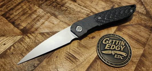Kubey KB Knives Spike – M390, Flame Titanium; Carbon Fiber - New