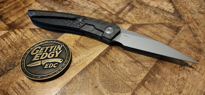 Kubey KB Knives Spike – M390, Flame Titanium; Carbon Fiber - New