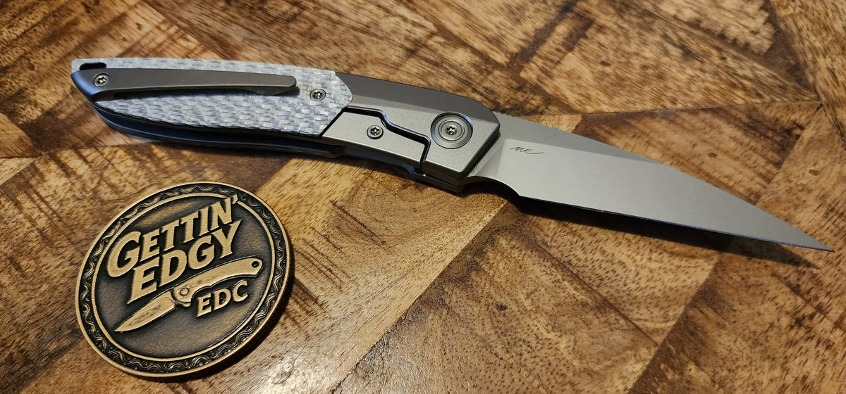 Kubey KB Knives Spike KB406A – M390, Gray Titanium, Carbon Fiber - New