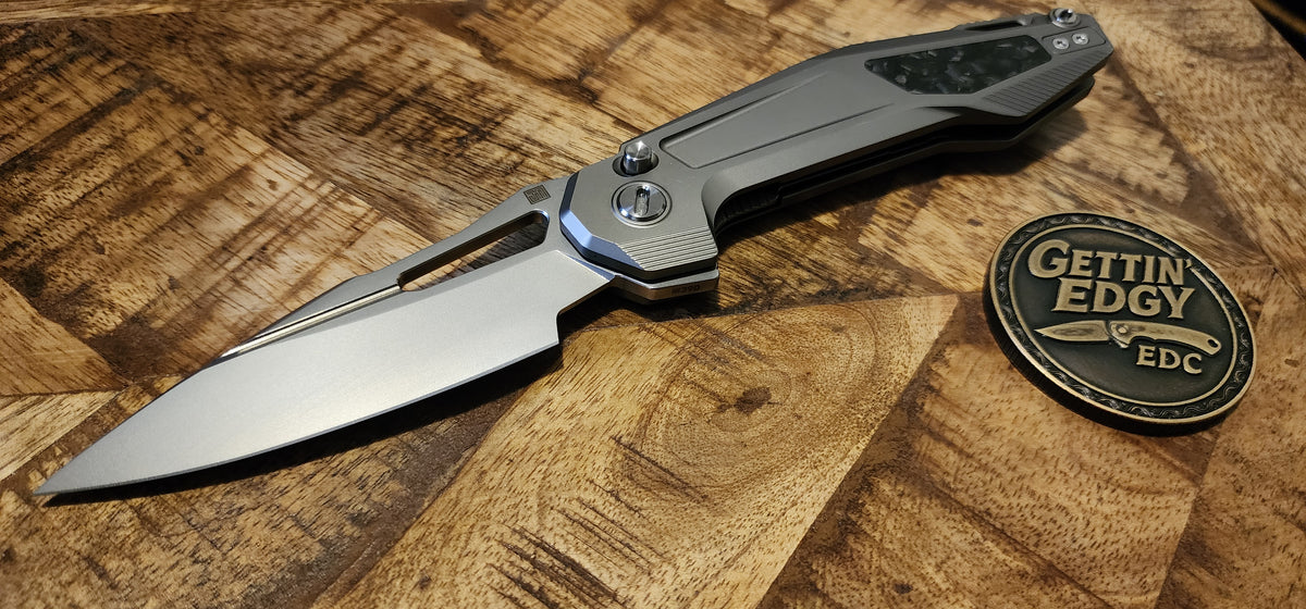 Ketuo Griffin V3/P – M390 Bead-Blasted Blade, Titanium handle, Carbon Fiber - New